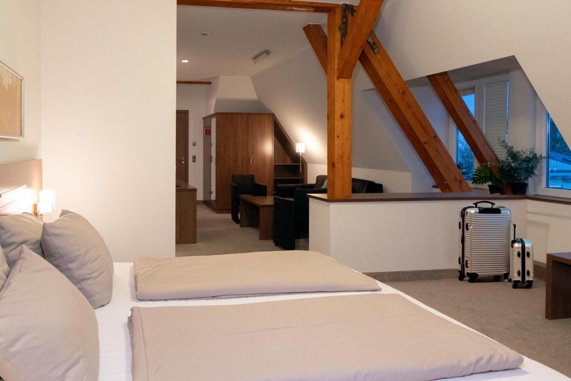 Hotel Bruehlerhoehe Erfurt Exteriör bild