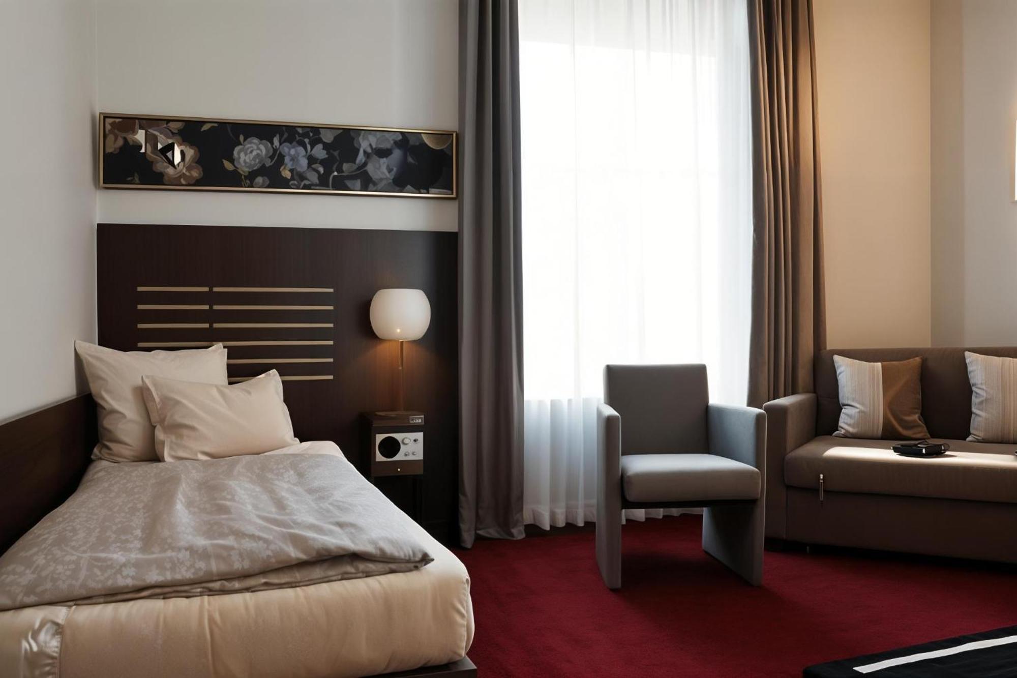 Hotel Bruehlerhoehe Erfurt Exteriör bild